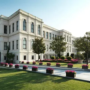 Four Seasons At The Bosphorus Отель