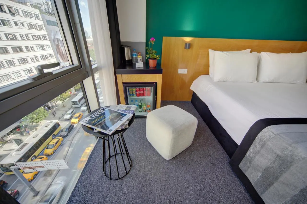 Istanbul Box Hotel