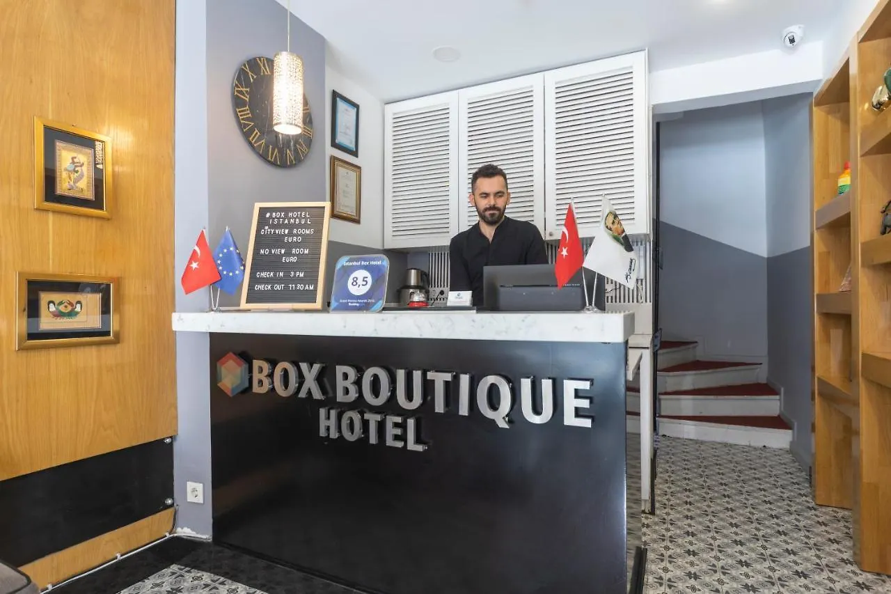 Istanbul Box Hotel